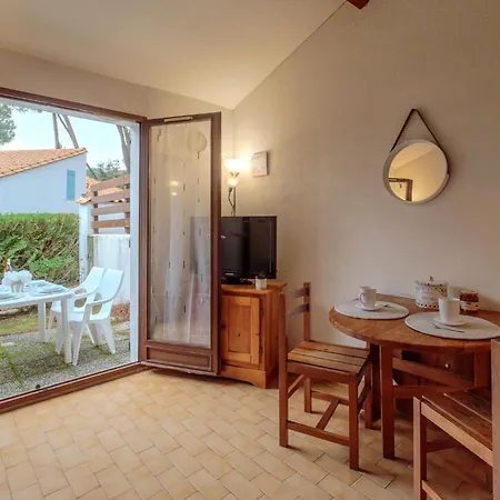 Bois D'eleis-2 By Interhome Hébergement de vacances