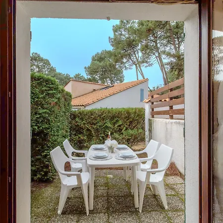 Holiday home Bois D'eleis-2 By Interhome La Palmyre