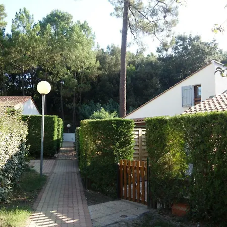 Bois D'eleis-2 By Interhome *